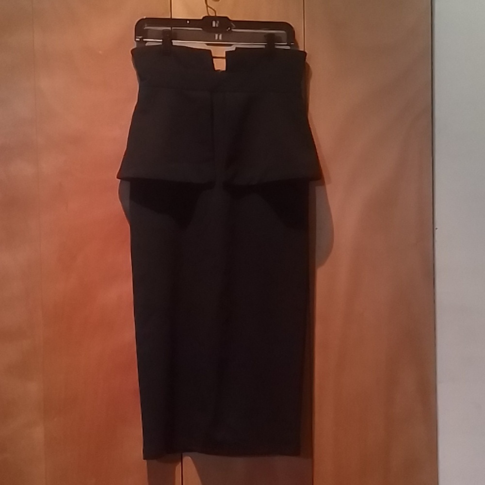 Long Peplum Pencil Skirt from Shein, size 6 in black.